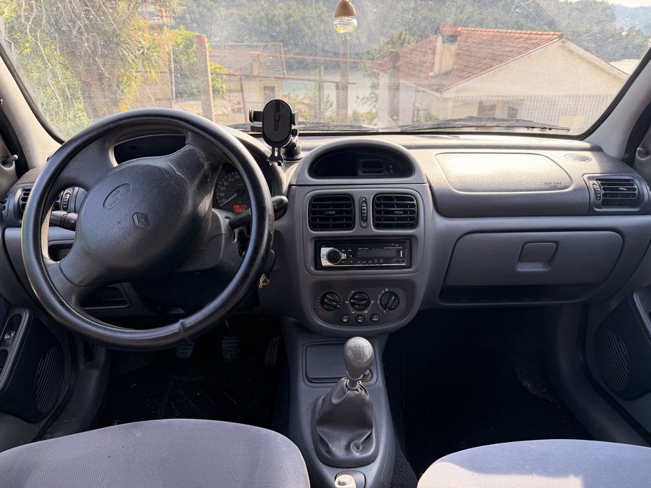 Renault clio 1999