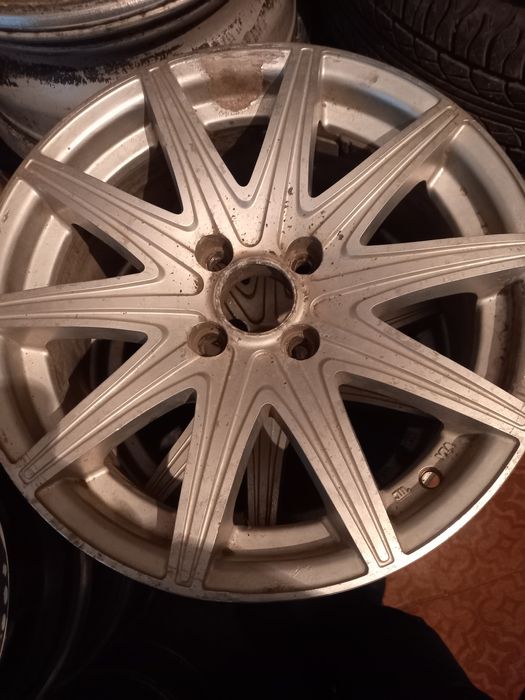 Диски металеві , легкосплавні 14-18