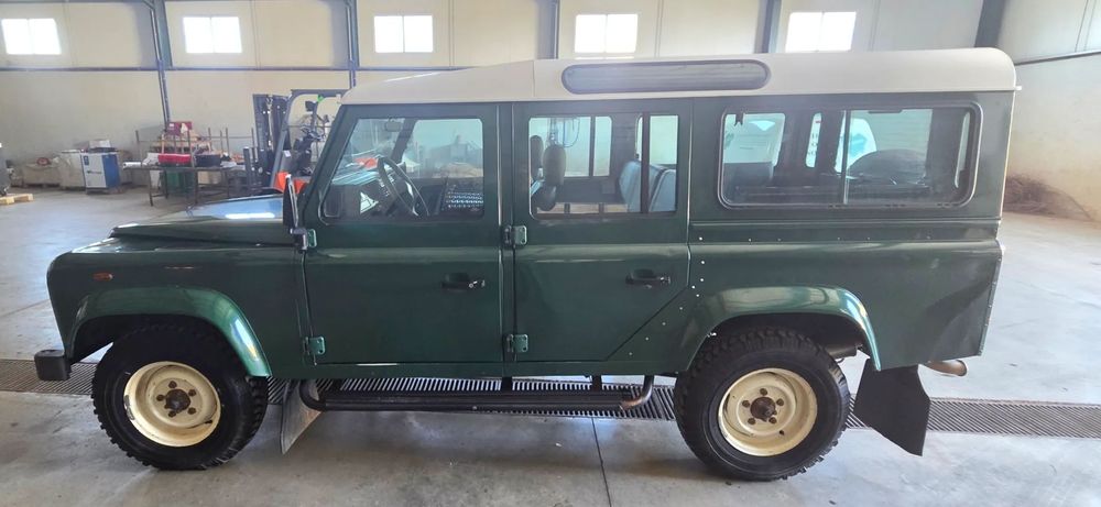 Land Rover Defender 110 2.5 TD5 Metal Top