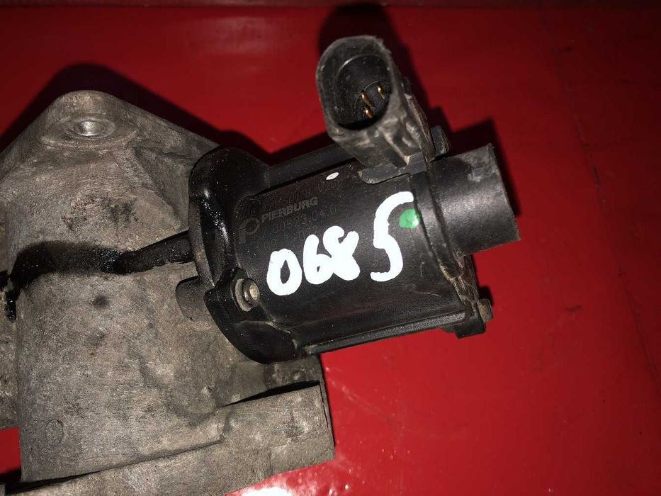 Клапан EGR Volkswagen T5 2.5 Diesel 076131501B фольцваген єгр ЕГР