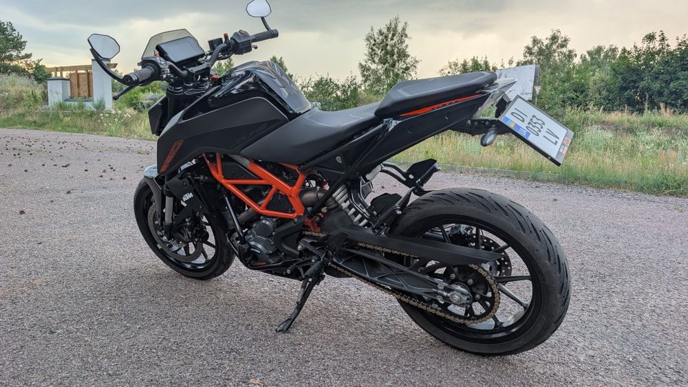 Мотоцикл KTM duke 390