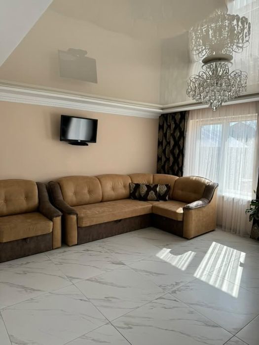 Оренда будинку  з зручним плануванням