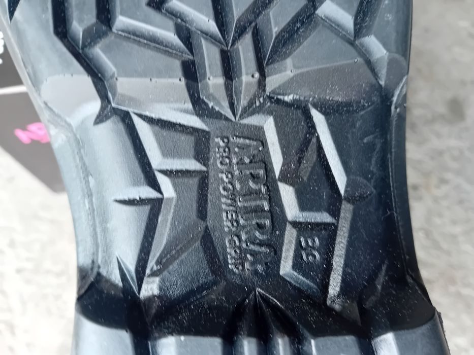 Buty robocze esd artra safety na serwis