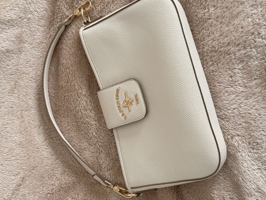 Vende-se mala da marca Polo