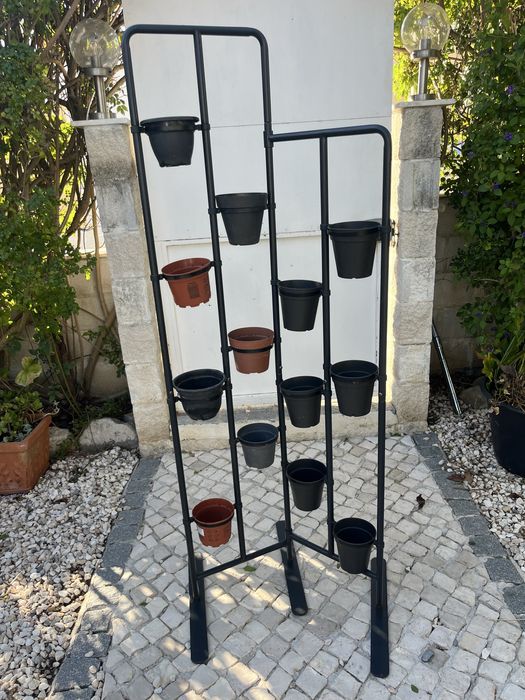 Floreira vertical 13 vasos