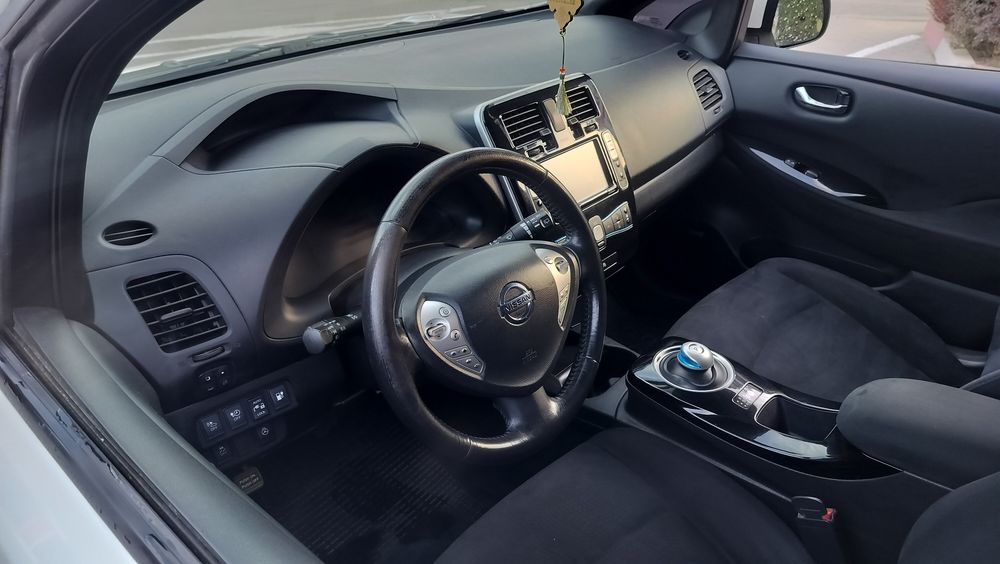 Nissan leaf 2015 bose камеры 360