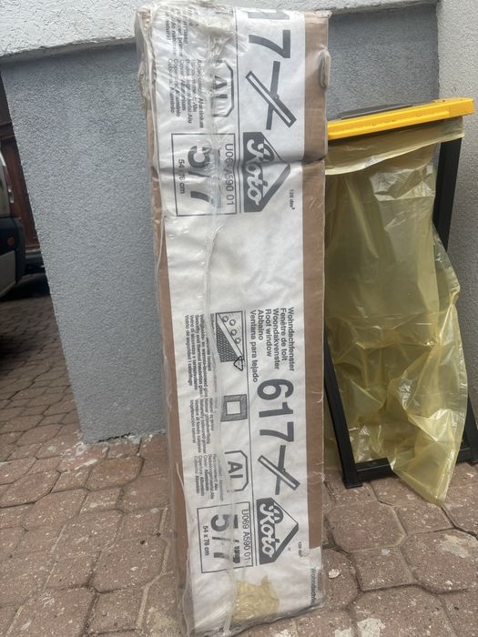 Nowe Okno Dachowe Roto 5/7 (54 x 78 cm)
