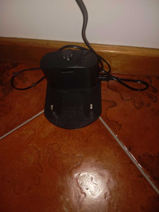 Vendo Aspirador robô iRobot Roomba 974 como novo