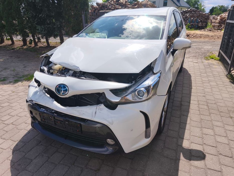 Toyota Prius+ Toyota Prius+ | 2017 | Hybrid | Automat | Uszkodzony| Pali i jeździ