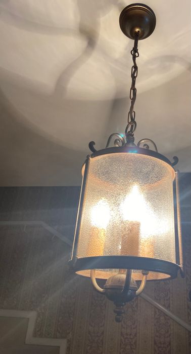 Candieiros de teto antigos e unicos