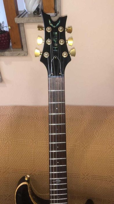 Guitarra Dean Hardtail Made in Japan com hardcase