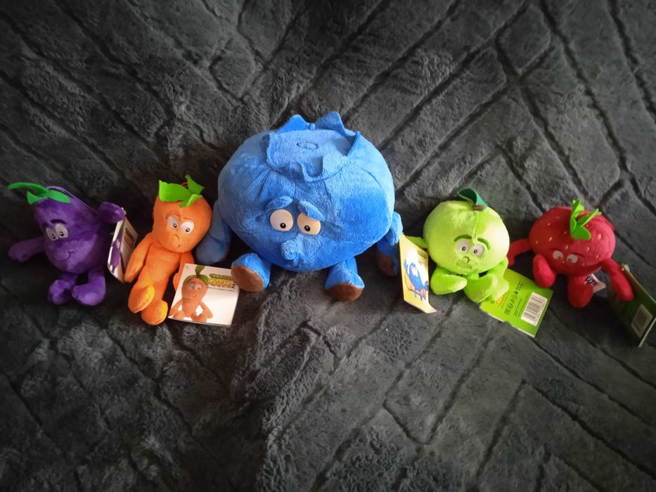 Нові іграшки овочі баклажан, морква,яблуко, клубника, чорниця