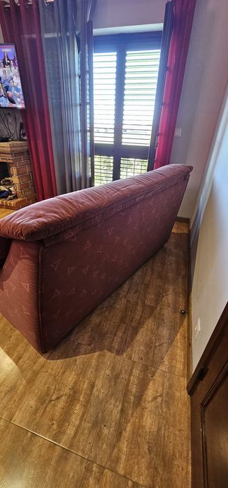 Sofá cama com estrado