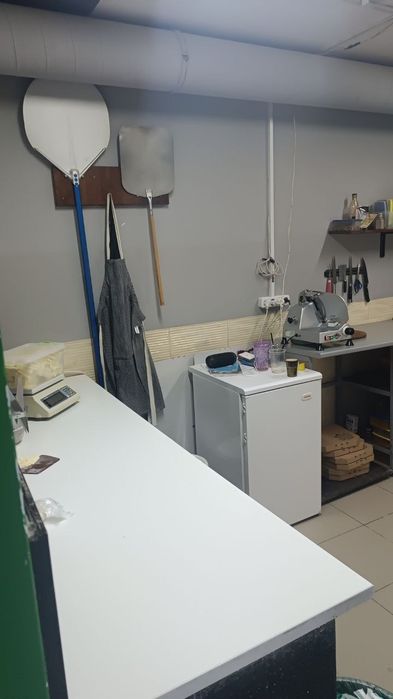 продам бізнес піцерію суші 57