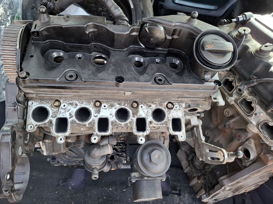 Silnik 2.0 TDI VW Passat B7 CC T5 Audi A4 B8 A6 C7 Skoda Seat Głowica