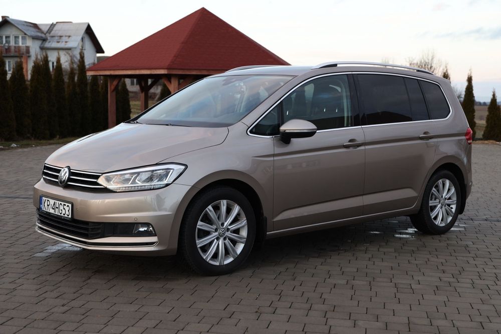 Volkswagen Touran polski salon - niski przebieg - mocny - świeżo po ASO - opcja FVAT