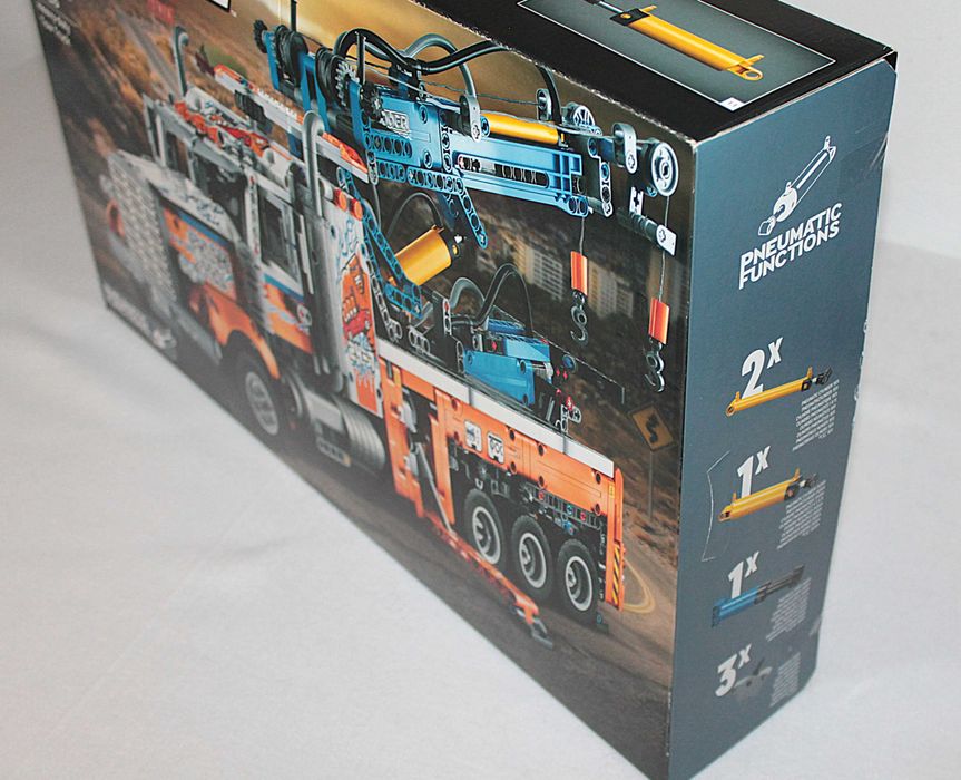 LEGO Zestaw Technic 42128 NOWY Ciężki samochód pomocy drogowej / odbiór osobisty