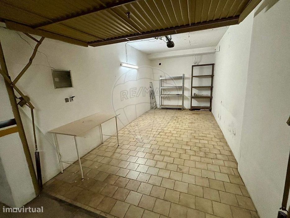 Garagem  para arrendamento