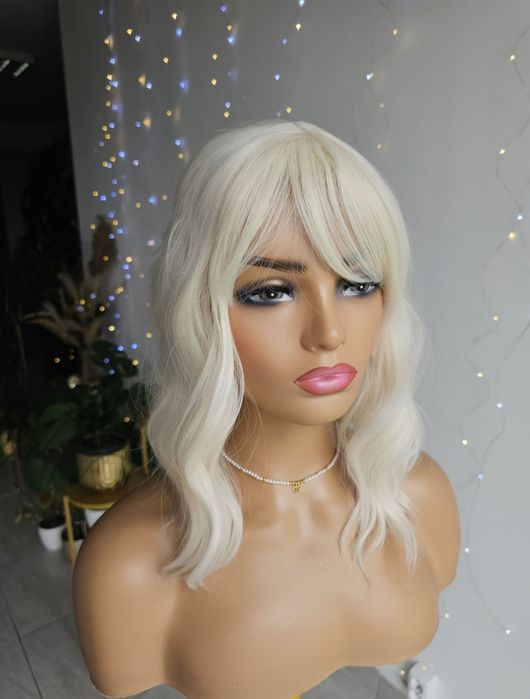 Tupet topper mleczny blond Ola zagęszczenie włosów naturalna fryzura