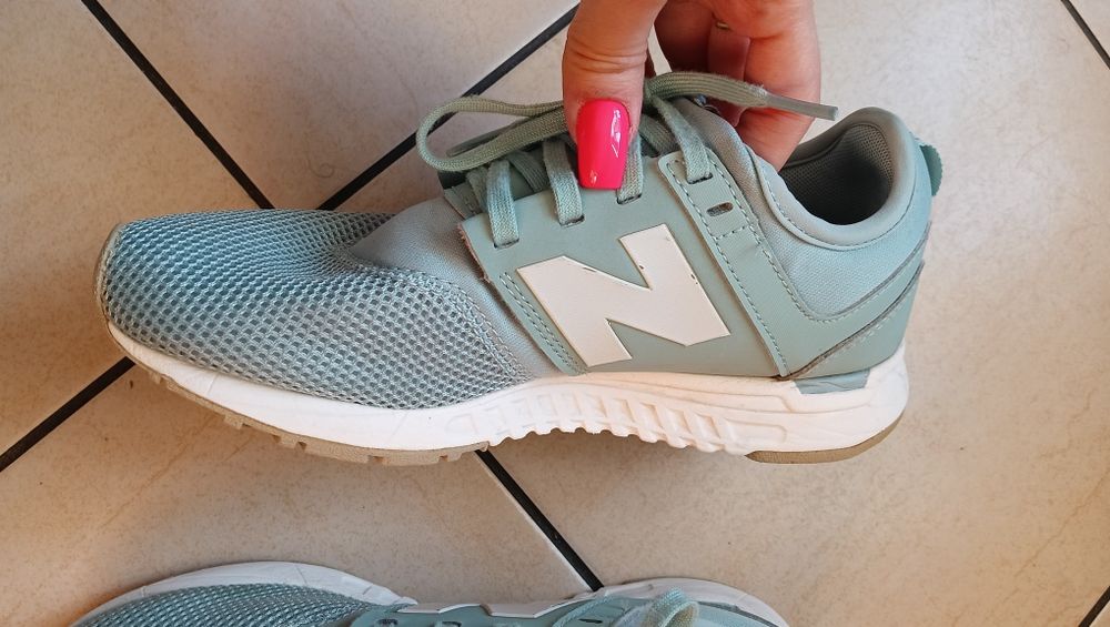 Buty sportowe damskie