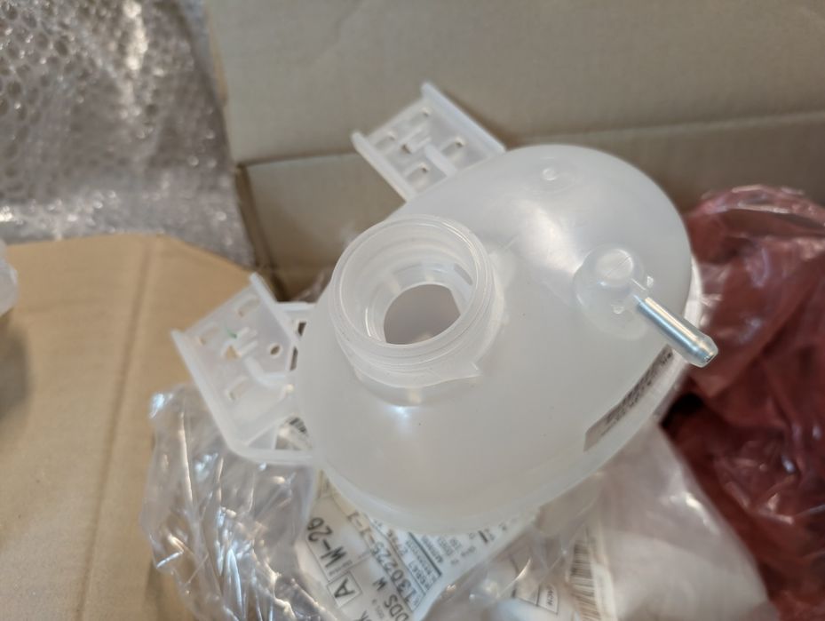 Усилитель бампере перед Jeep Compass 17-25