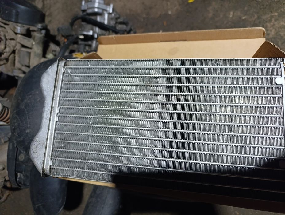 Радіатор пічки Рено трафік