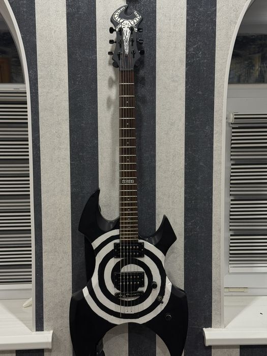 ESP LTD AX-50 (black satin) warlock