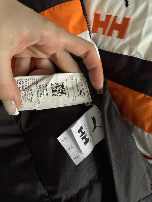 Курта пуховик  Helly Hensen / Puma