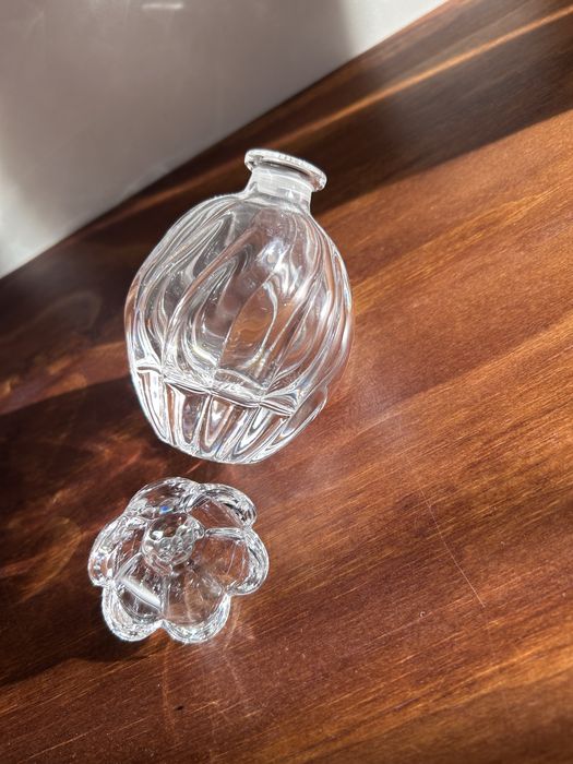 Frasco de Perfume em Cristal