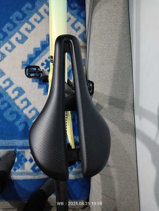 Specialized Tarmac SL6 Sport, nowe Shimano 105 Di2