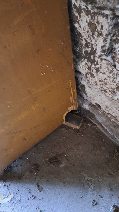 Stary kuchenny kredens do renowacji