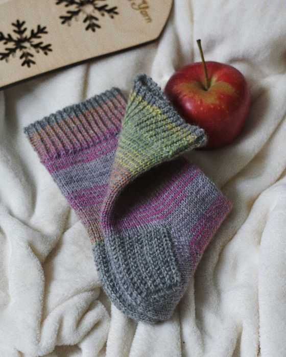 Шкарпетки вовняні ручної роботи в'язані "Крейда"