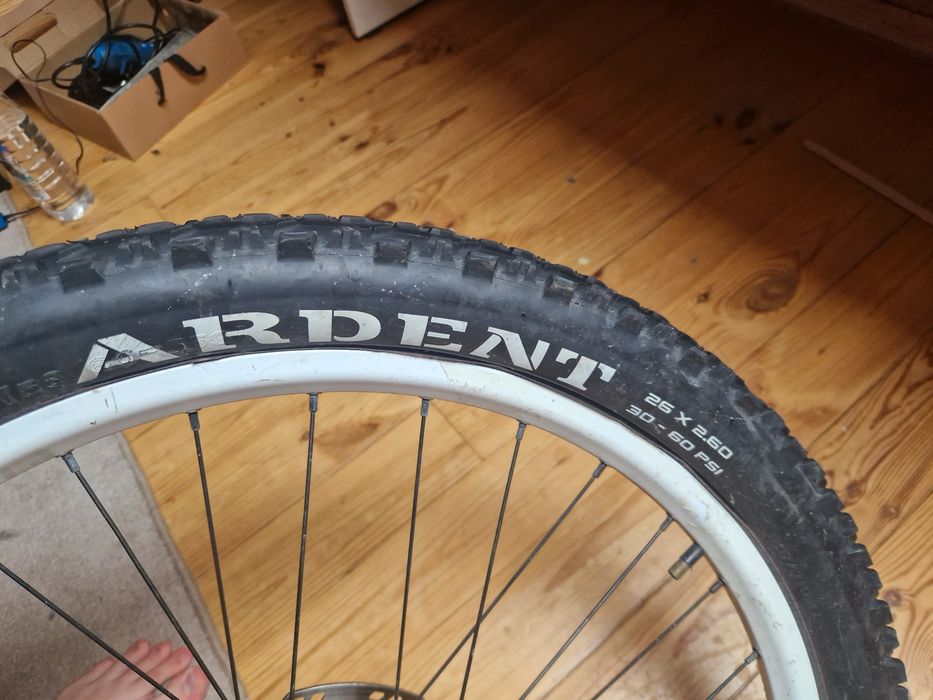 Продам велозапчастини