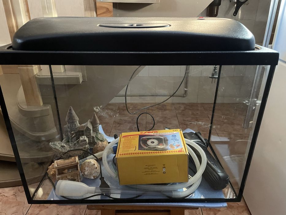 Акваріум на 80л з комплектом