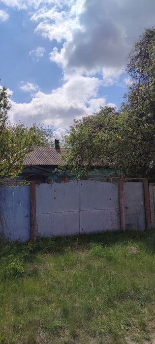 Чудова Садиба з комунікаціями в с. Анисів. Поруч Десна.є  ЖД станція