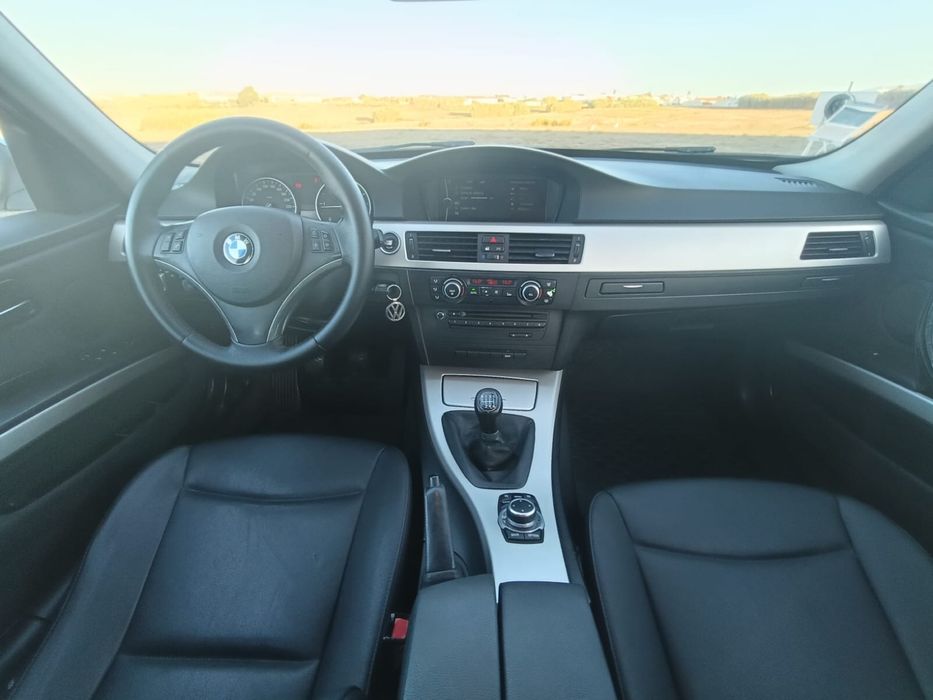 Vendo BMW 318d com 276.000km
