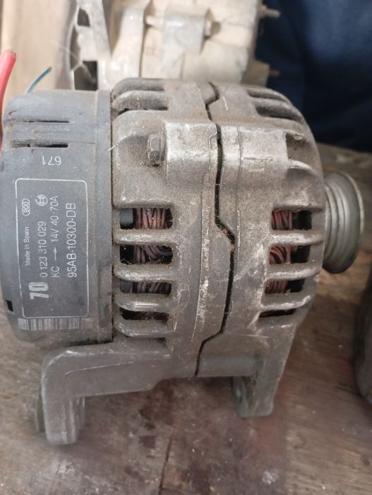 Продам генератор Форд