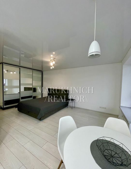 Продам! 1 к квартира вул. Січевих Стрільців (Артема) Поля Центр