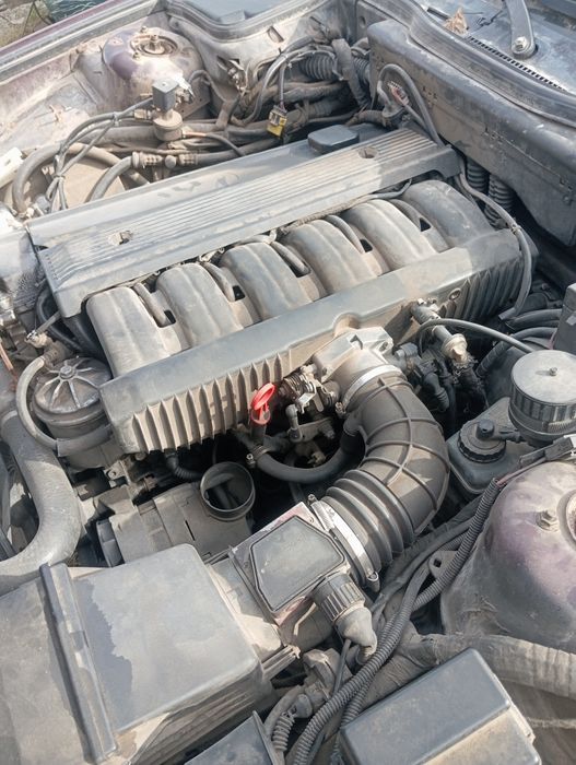 Продам двигун BMW34 М50В25