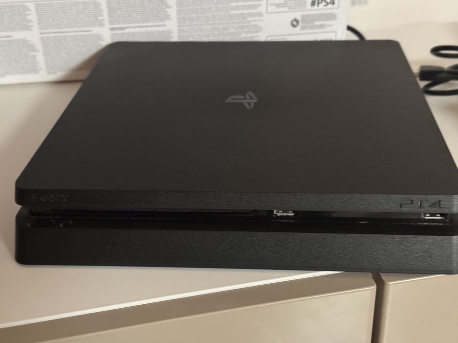 Ігрова приставка Sony Ps4