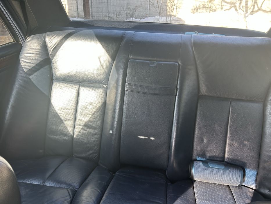 Продам W124 250D