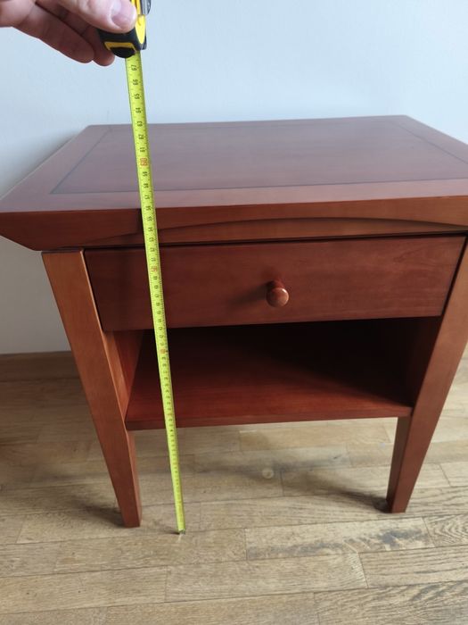 Прикроватна тумбочка, прикроватная тумбочка дерево