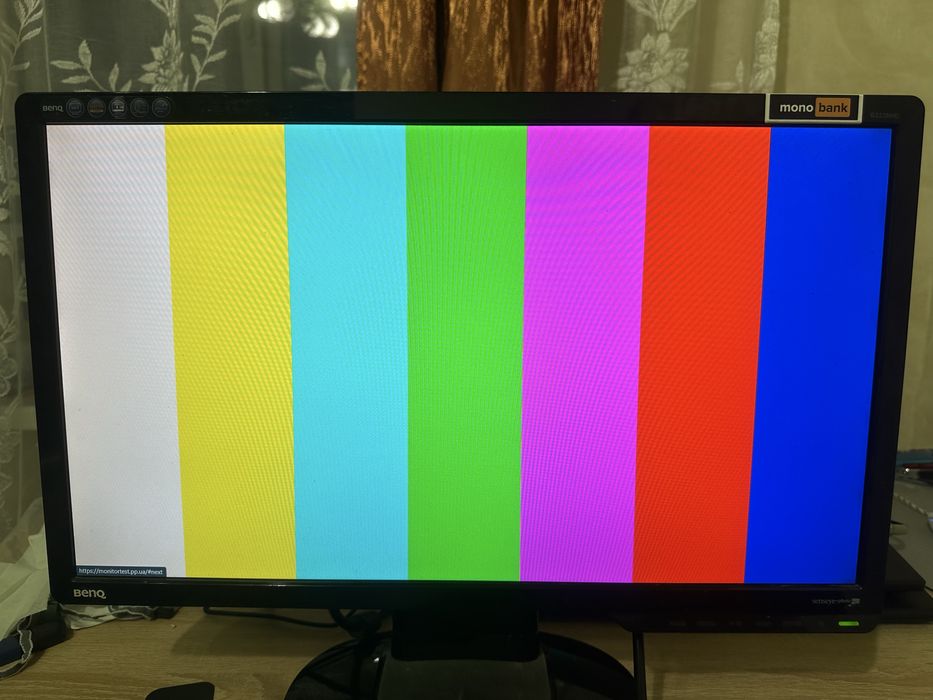 Монитор BenQ G2220HD
