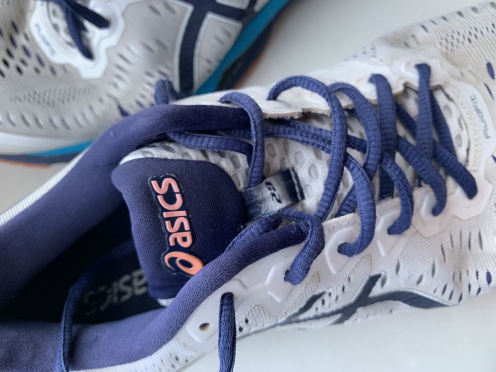 Asics fluid deals