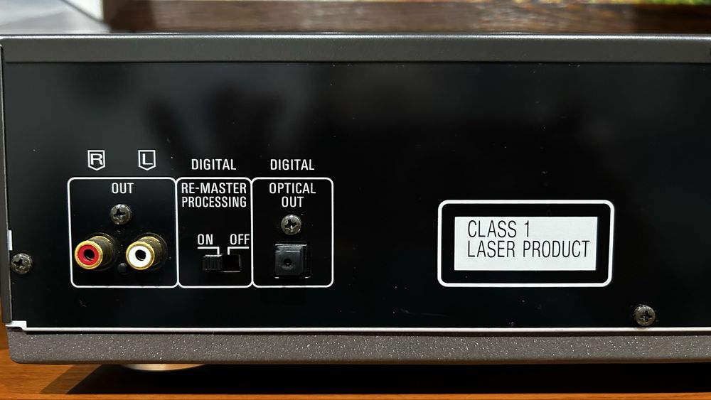 Leitor de CD Technics SL-PS7