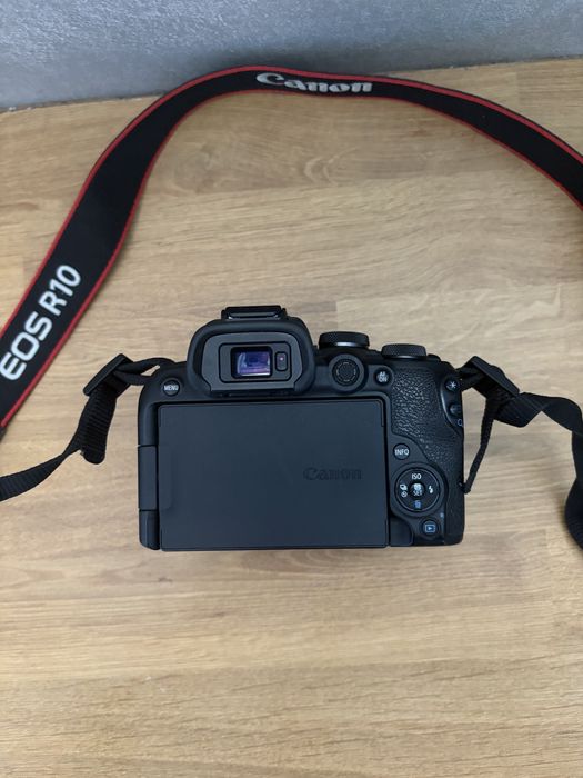 Canon r10 + rf 18-45