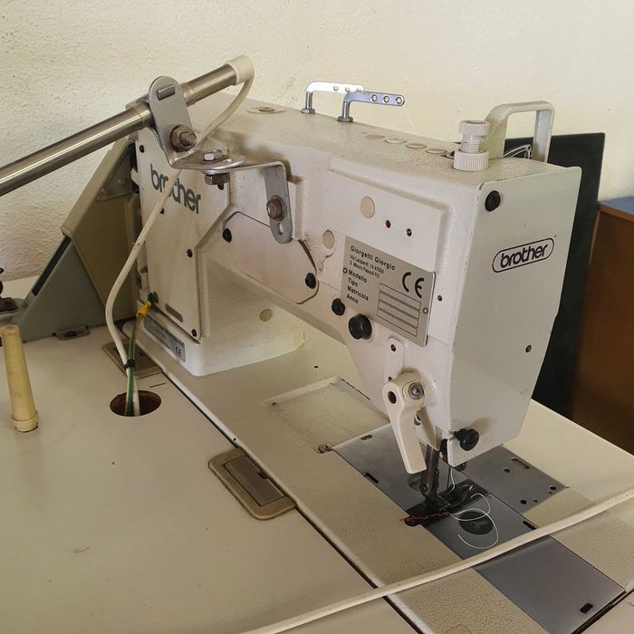 Máquina de Costura Industrial Brother LT2-B872-3 Dupla Agulha