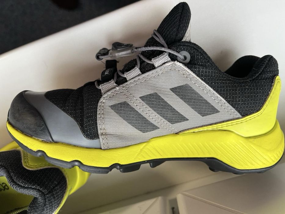 Дитяче туристичне взуття adidas Terrex
