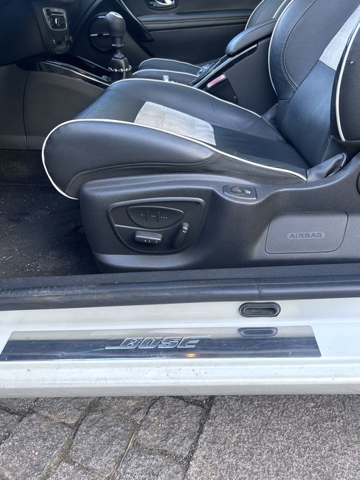 Renault Megane Coupe - Bose Edition - full extras