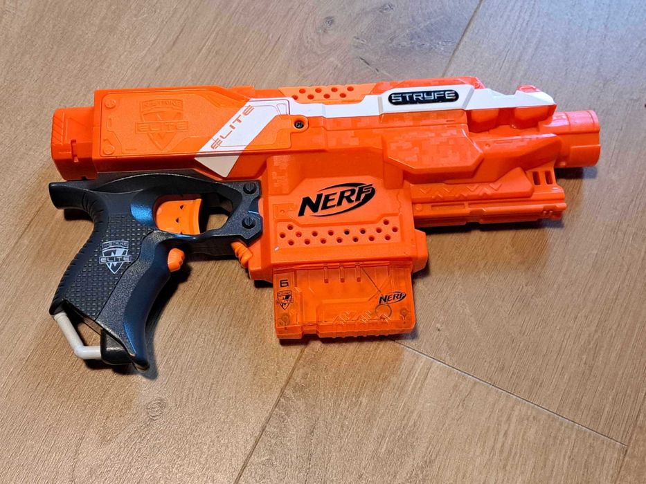Nerf N-strike Stryfe